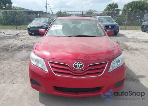 2011 Toyota Camry Le z USA, uszkodzony, nr VIN 4T4BF3EK9BR155386